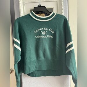 Abercrombie & Fitch Cropped Crewneck Size Small